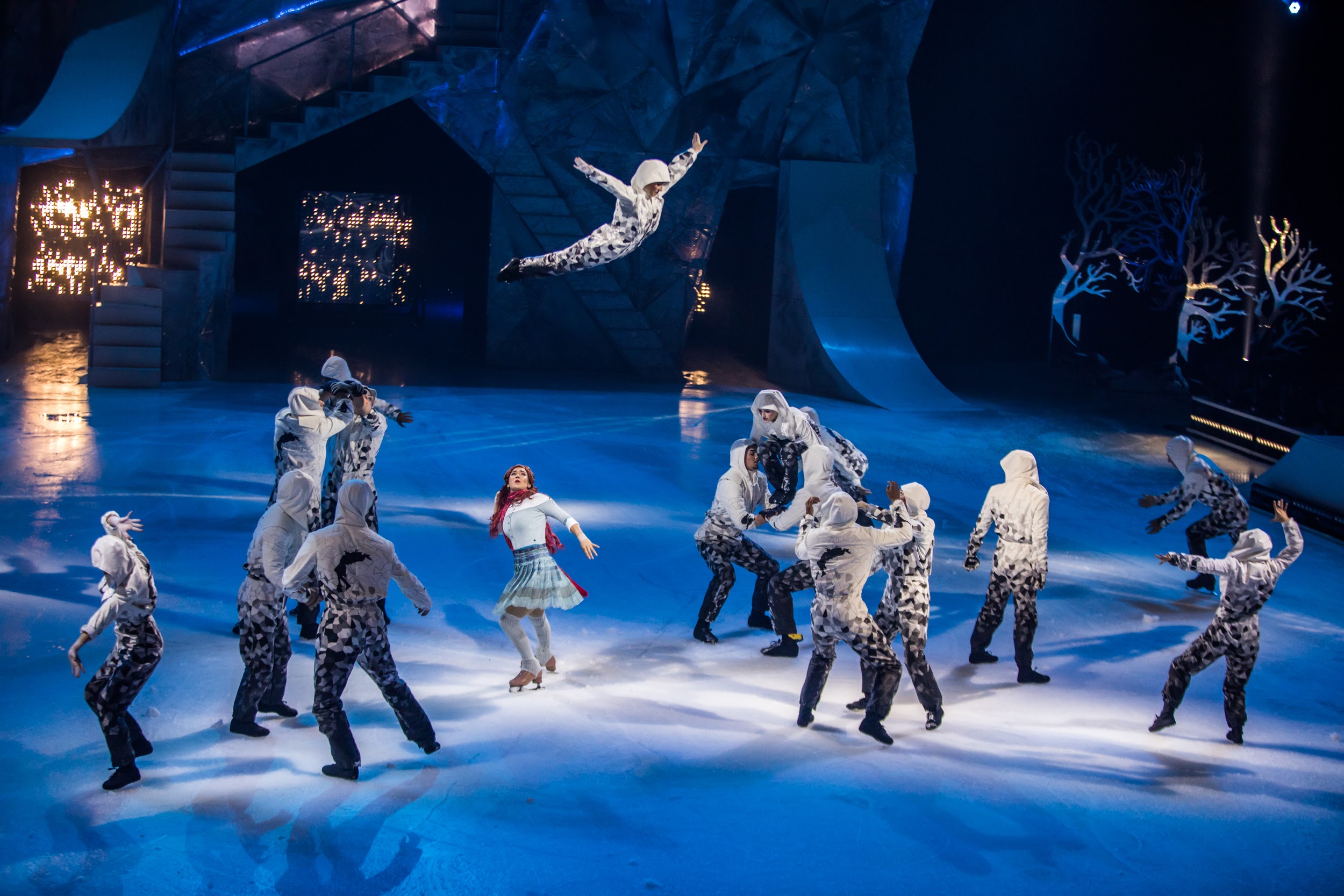 cirque-du-soleil-crystal-review-a-breakthrough-experience-review