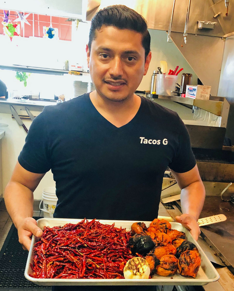 tacos-guanajuato-in-kildeer-welcomes-you-to-share-their-love-of